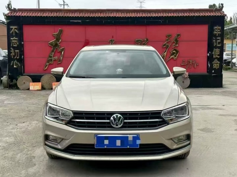 淄博17年大众宝来1