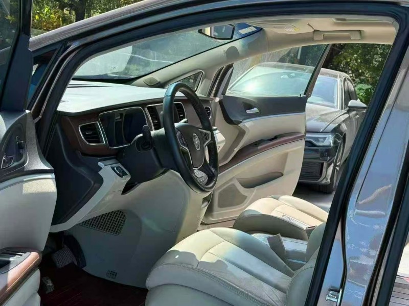 深圳19年别克GL84