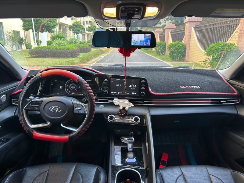 东莞21年现代伊兰特3