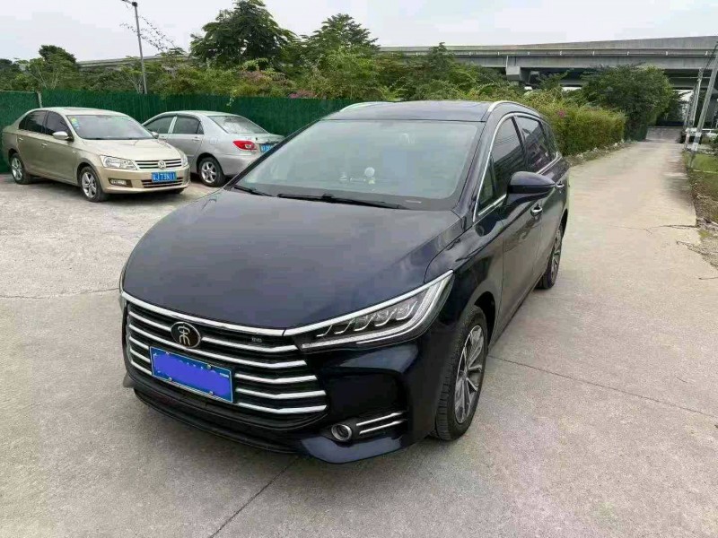 中山20年比亚迪宋5