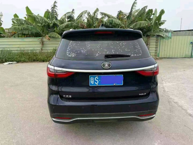 中山20年比亚迪宋6