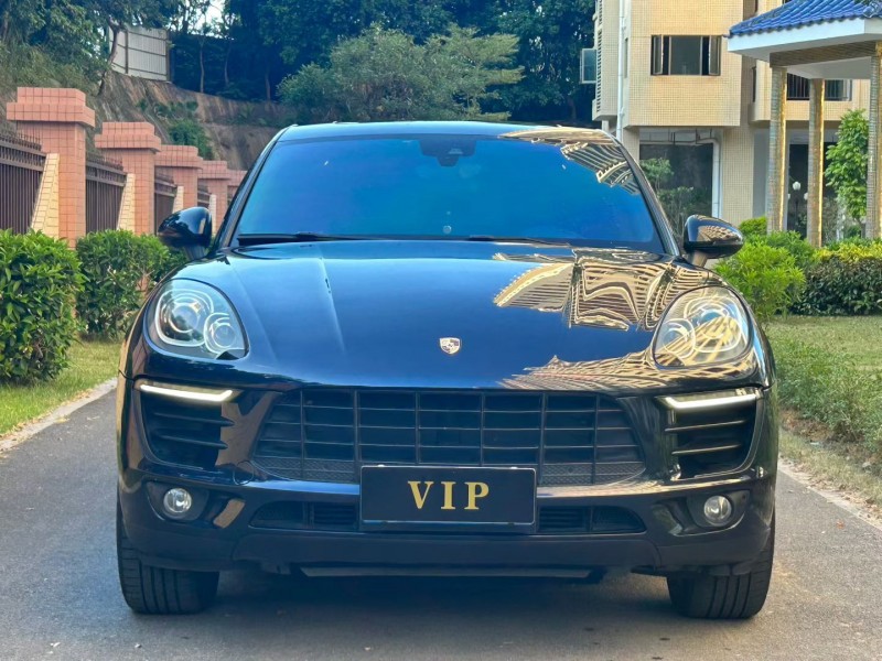 东莞17年保时捷Macan1