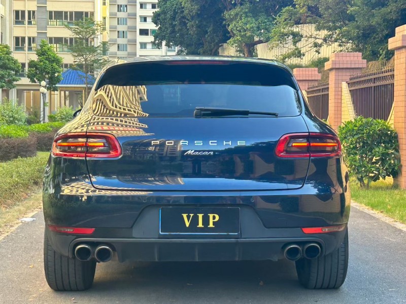 东莞17年保时捷Macan5