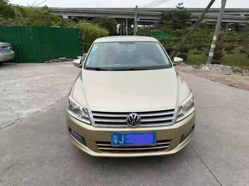 中山13年大众桑塔纳1