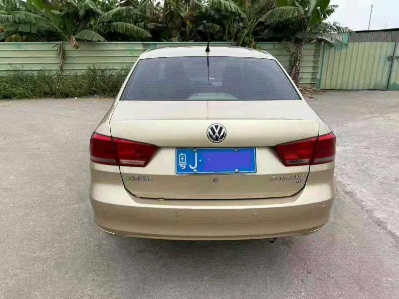 中山13年大众桑塔纳4