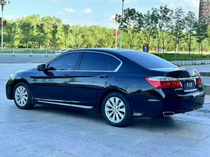 吉林16年本田雅阁2