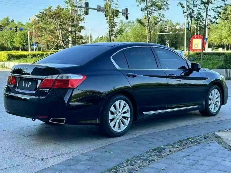 吉林16年本田雅阁3