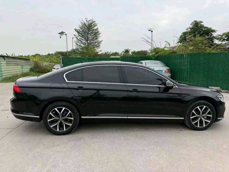 中山22年大众迈腾4