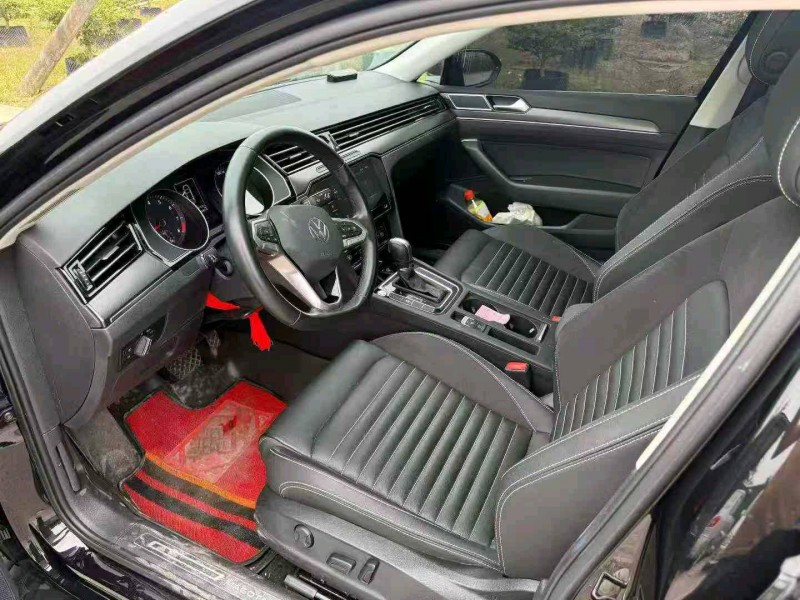 中山22年大众迈腾9