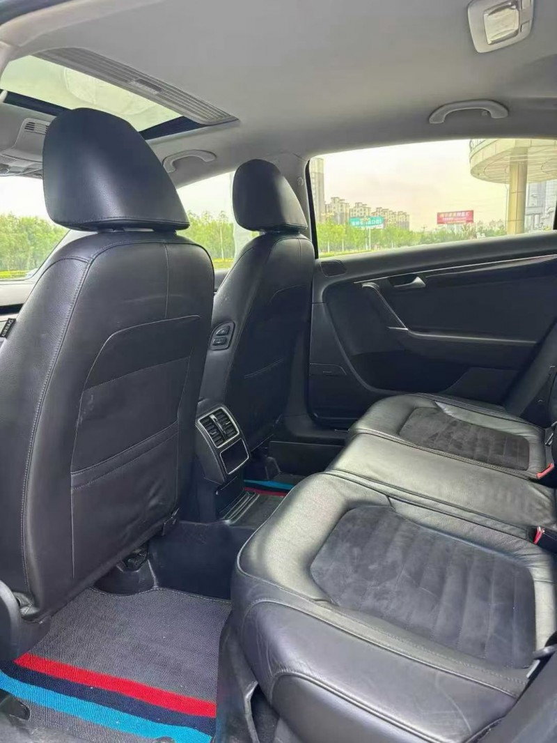 吉林15年大众迈腾2