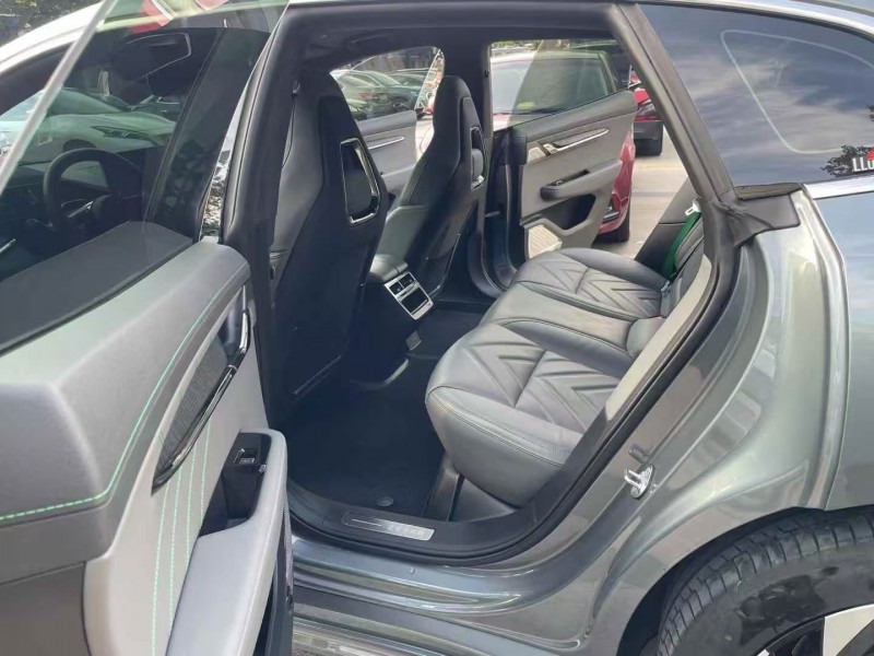 泰州22年极氪汽车0016