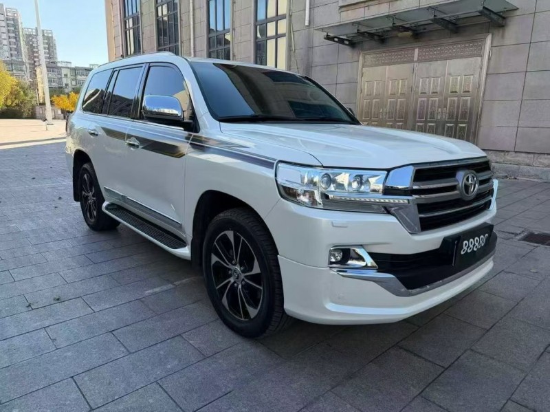 唐山23年丰田兰德酷路泽2