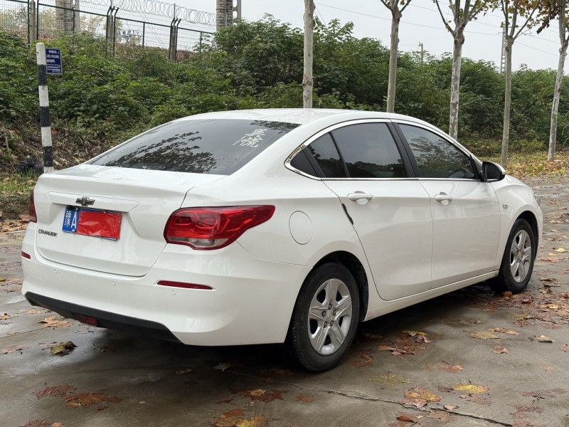 郑州18年雪佛兰科沃兹9