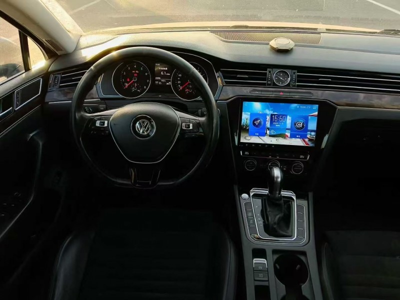 青岛17年大众迈腾5