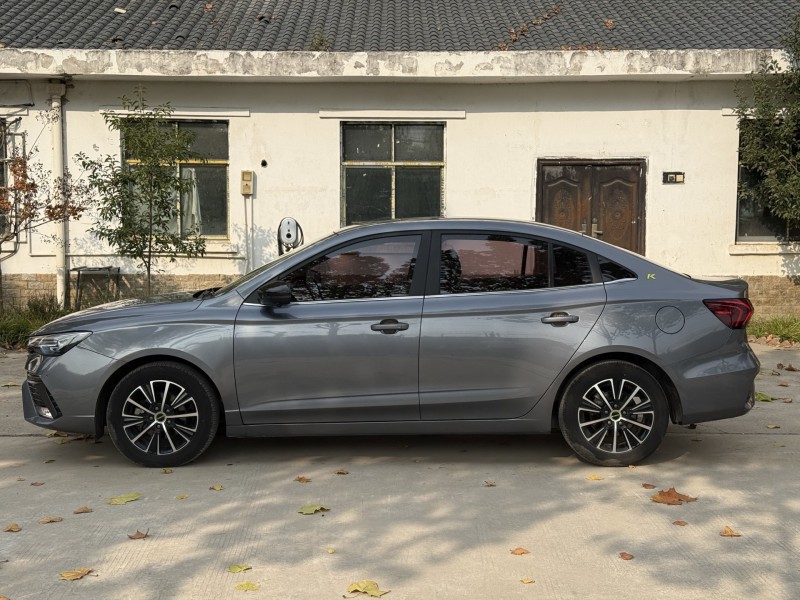 郑州22年荣威i56