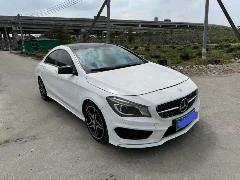 中山15年奔驰CLA2