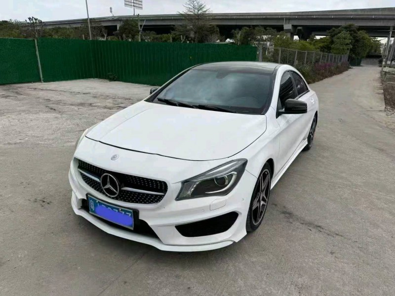 中山15年奔驰CLA4