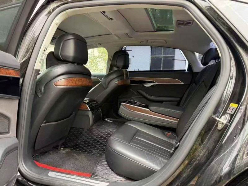 平顶山19年奥迪A8L5