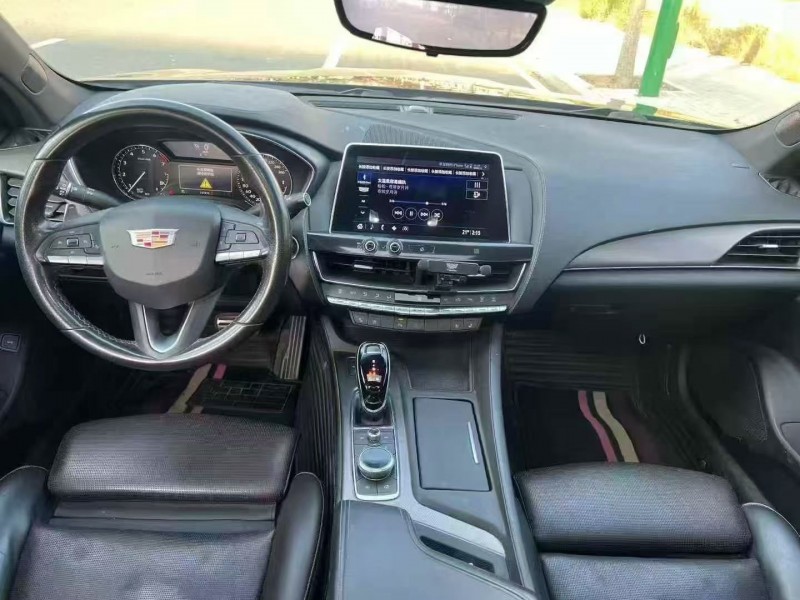 日照20年凯迪拉克CT53