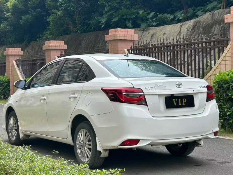 东莞22年丰田威驰4