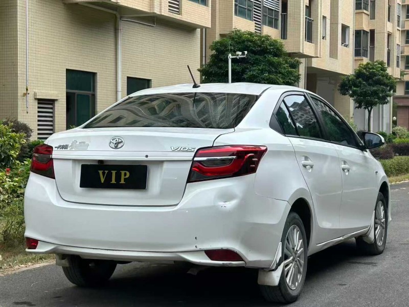 东莞22年丰田威驰5