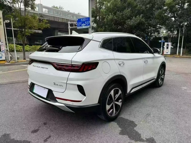 湘潭23年比亚迪宋8