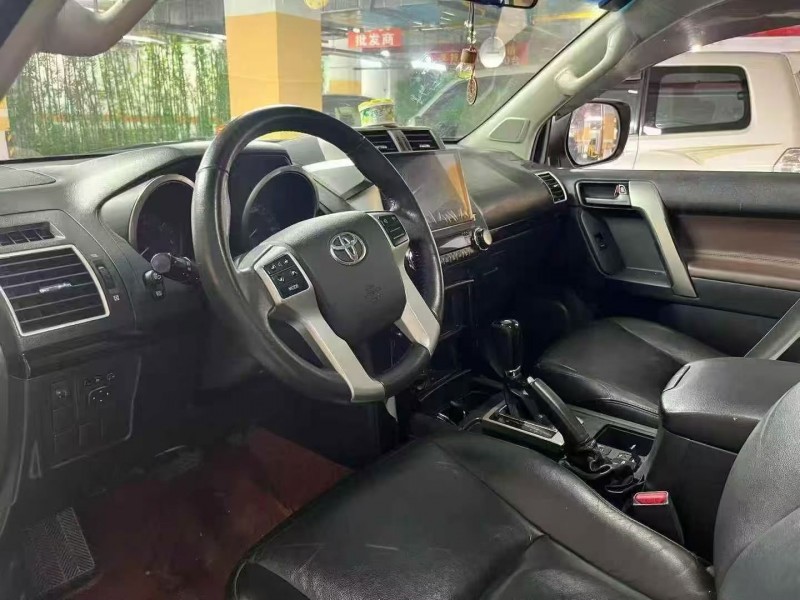 宜昌17年丰田普拉多4