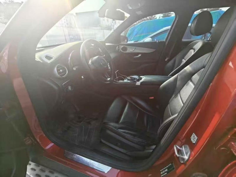 日照17年奔驰GLC7