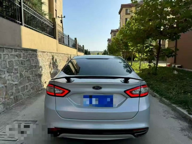 青岛15年福特蒙迪欧9