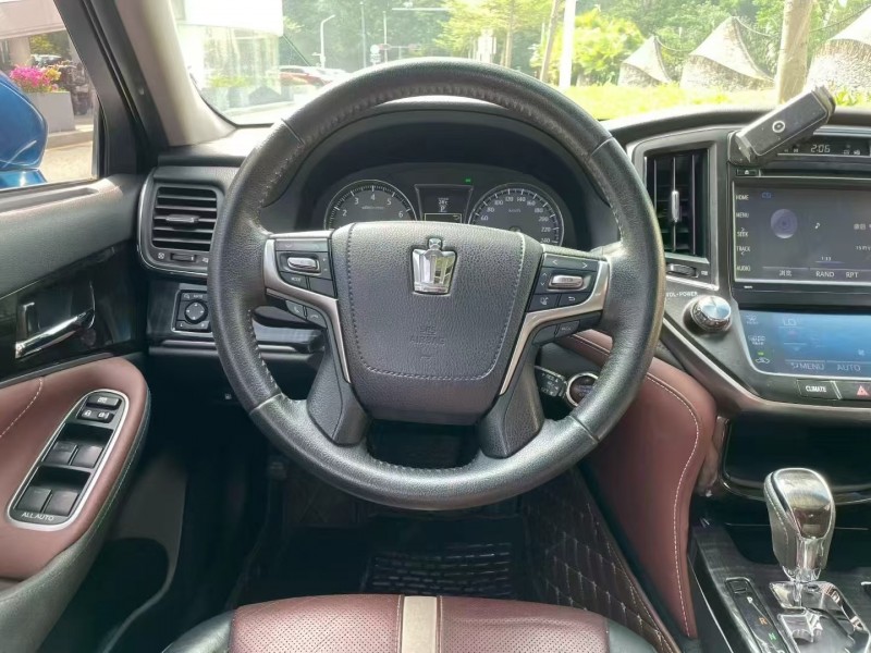 深圳17年丰田皇冠7