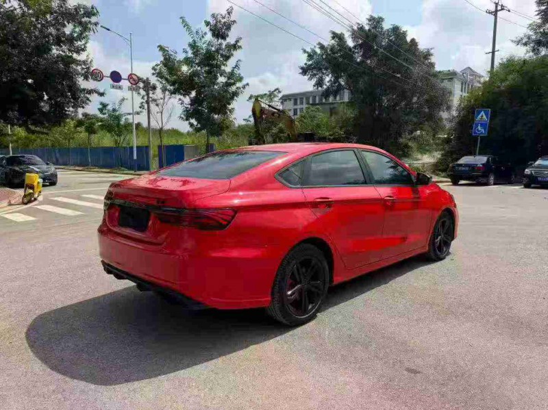 南宁22年吉利缤瑞9