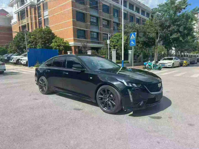 南宁21年凯迪拉克CT52