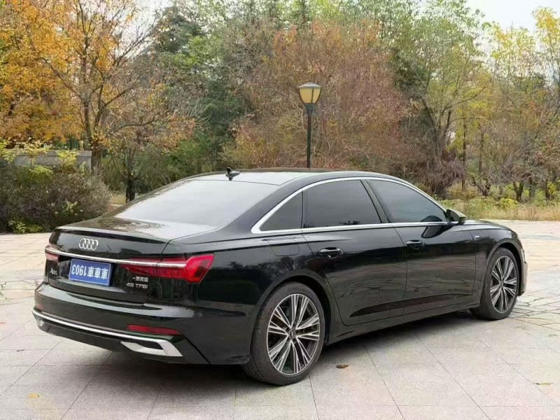 枣庄23年奥迪A6L8