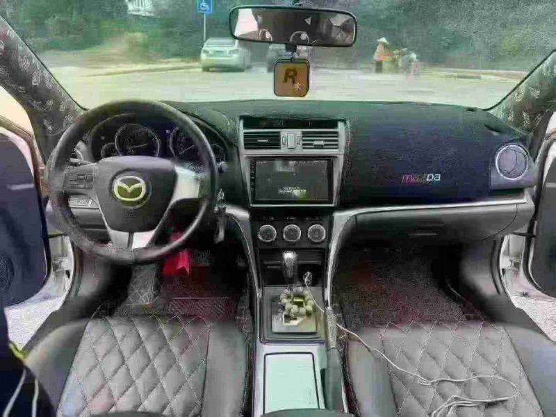 南宁13年马自达睿翼5