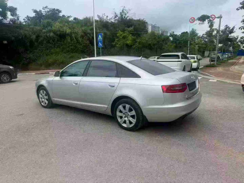 南宁11年奥迪A6L8