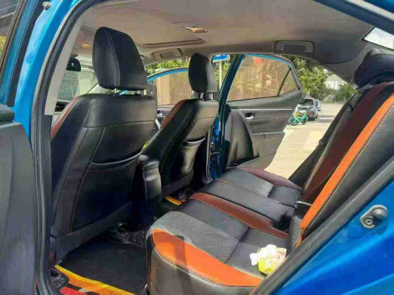 南宁18年丰田雷凌6