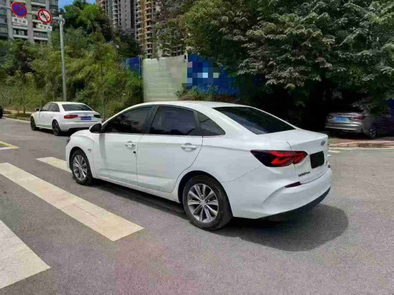 南宁22年雪佛兰科鲁泽7