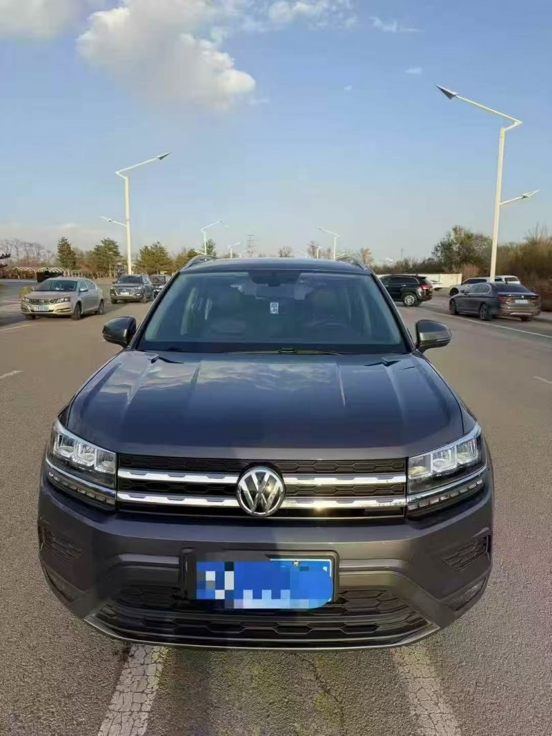 乌海19年大众途岳1