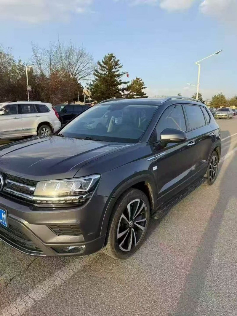 乌海19年大众途岳3