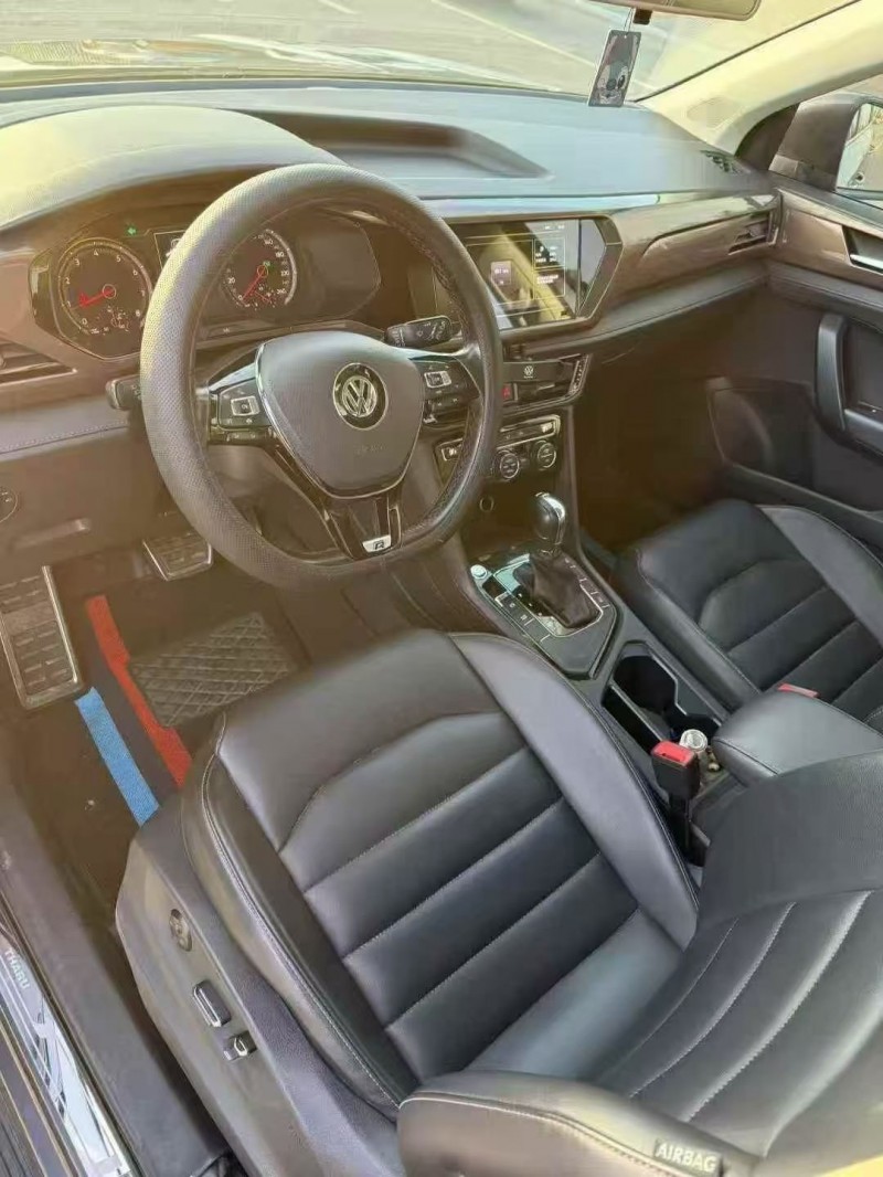 乌海19年大众途岳6