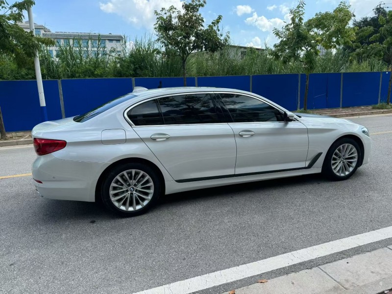 南宁20年宝马5系8