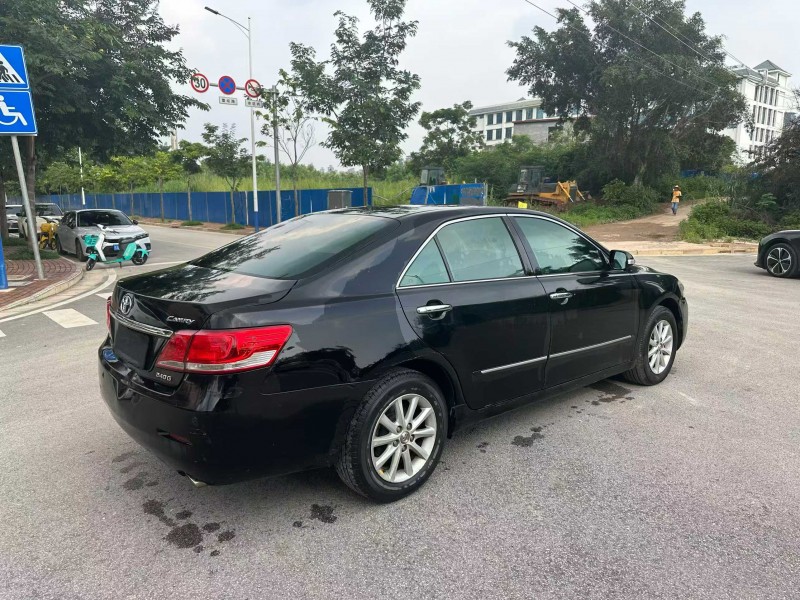 南宁10年丰田凯美瑞7