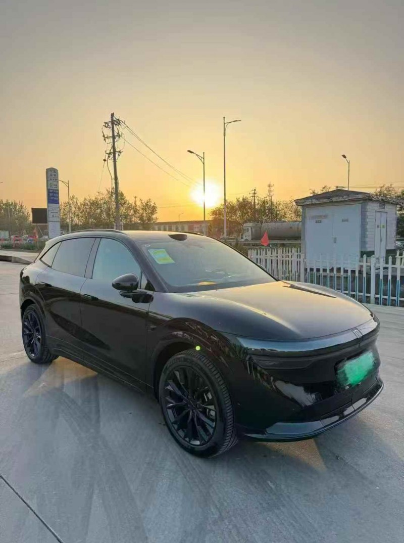 潍坊24年极氪汽车7X2