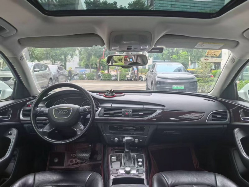 深圳15年奥迪A6L8