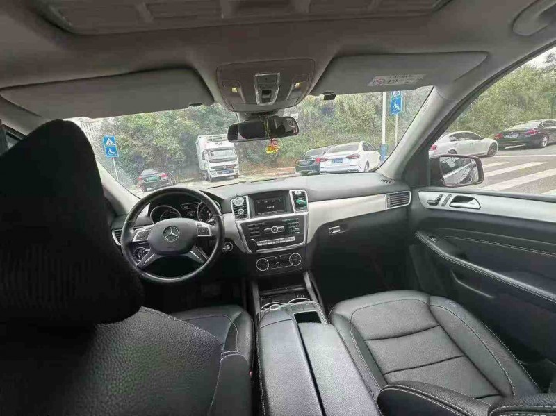 南宁14年奔驰ML5