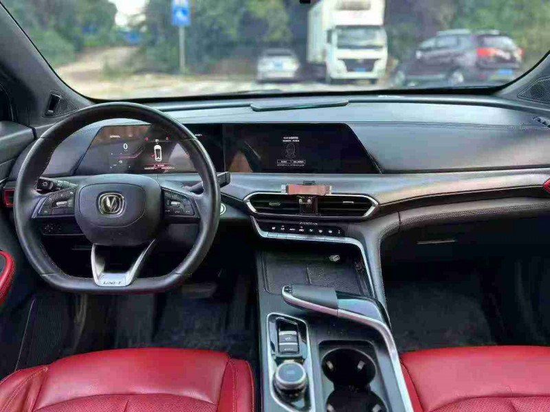 南宁21年长安汽车UNI5