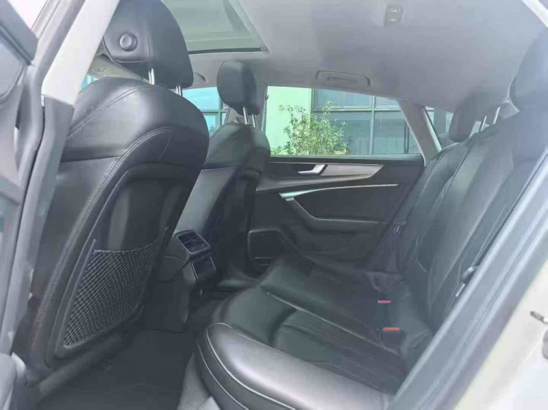 深圳20年奥迪A7L5