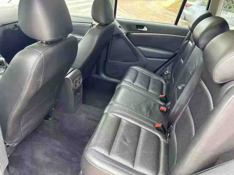 南宁14年大众途观6