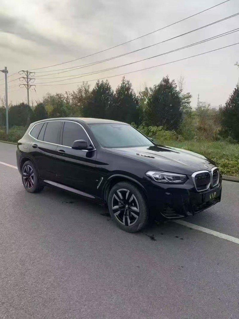 枣庄24年宝马IX32