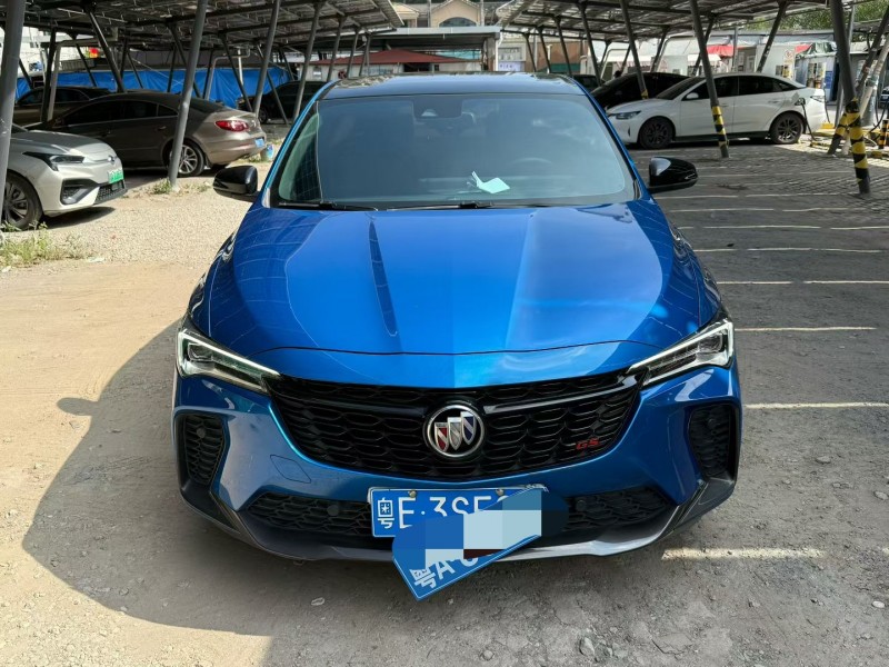 广州22年别克威朗1